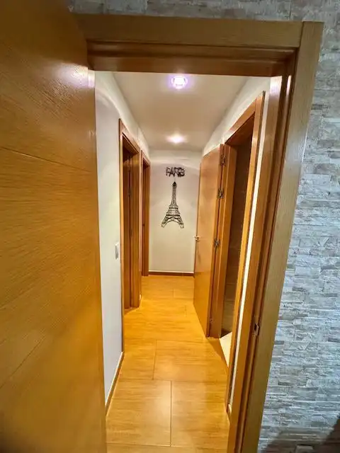 Wohnung zum Verkauf in Sevilla mit Klimaanlage und Abstellraum
