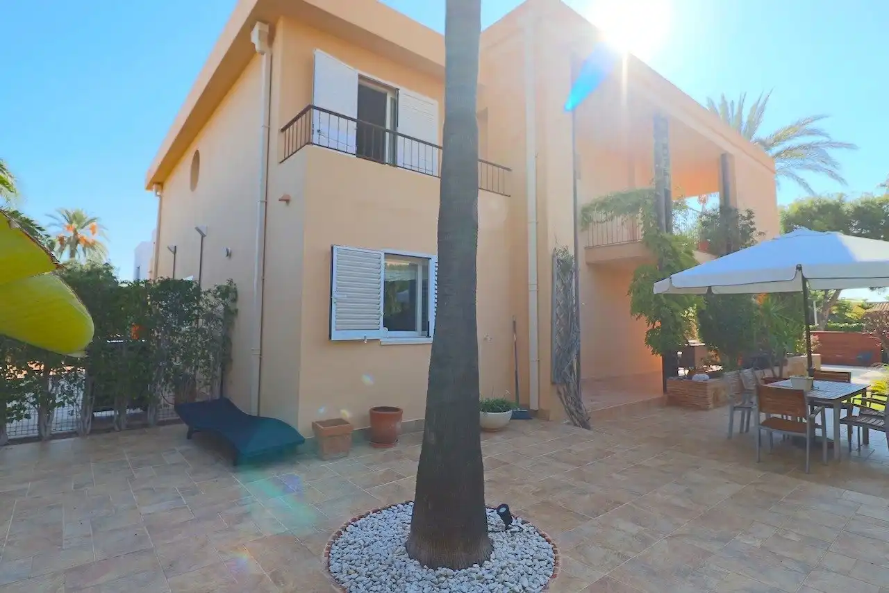 Casa amb piscina en venda a Urbanizaciones, imagen 36
