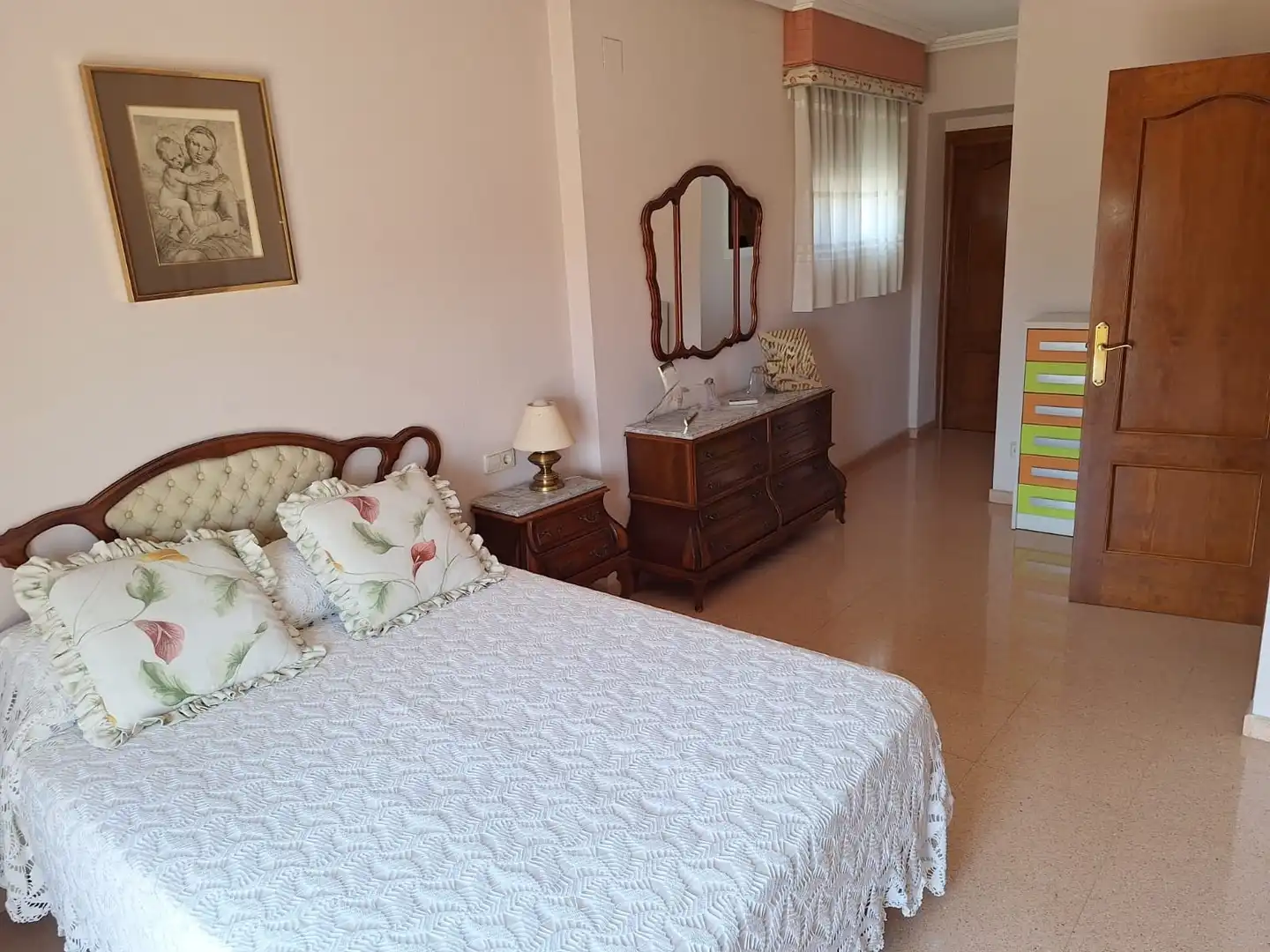 Dormitori de Casa o xalet en venda en Alicante / Alacant amb Jardí privat, Terrassa i Traster