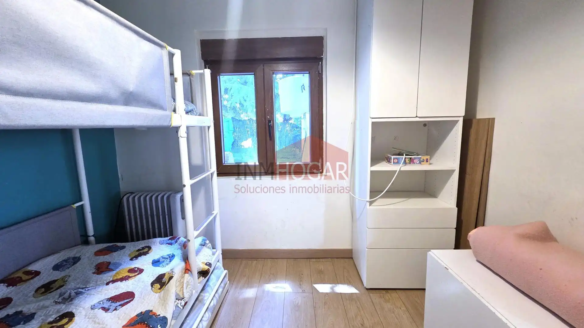 Habitación de Casa o chalet en venta en Herradón de Pinares con Calefacción, Jardín privado y Terraza