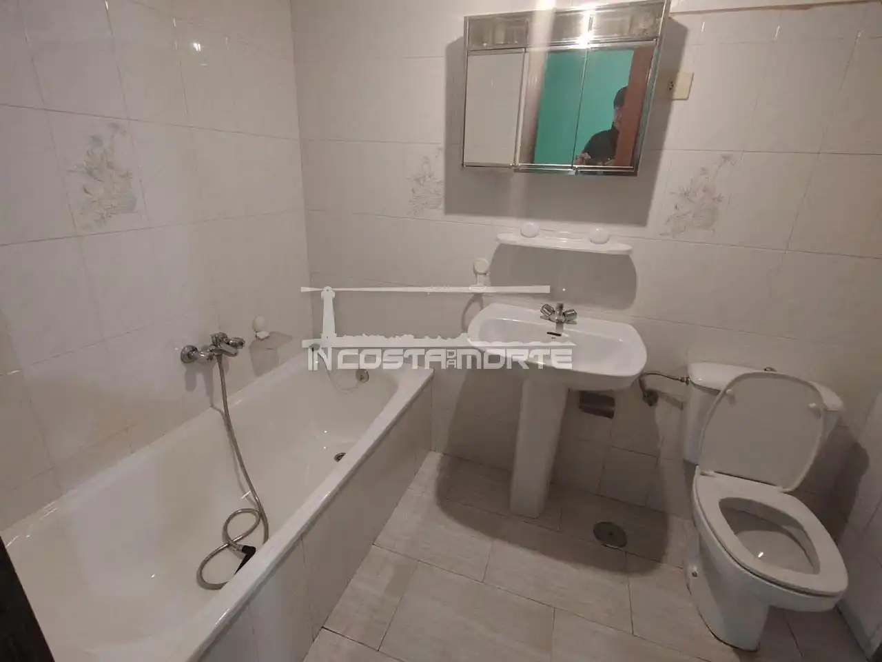 Baño de Piso en venta en Cee