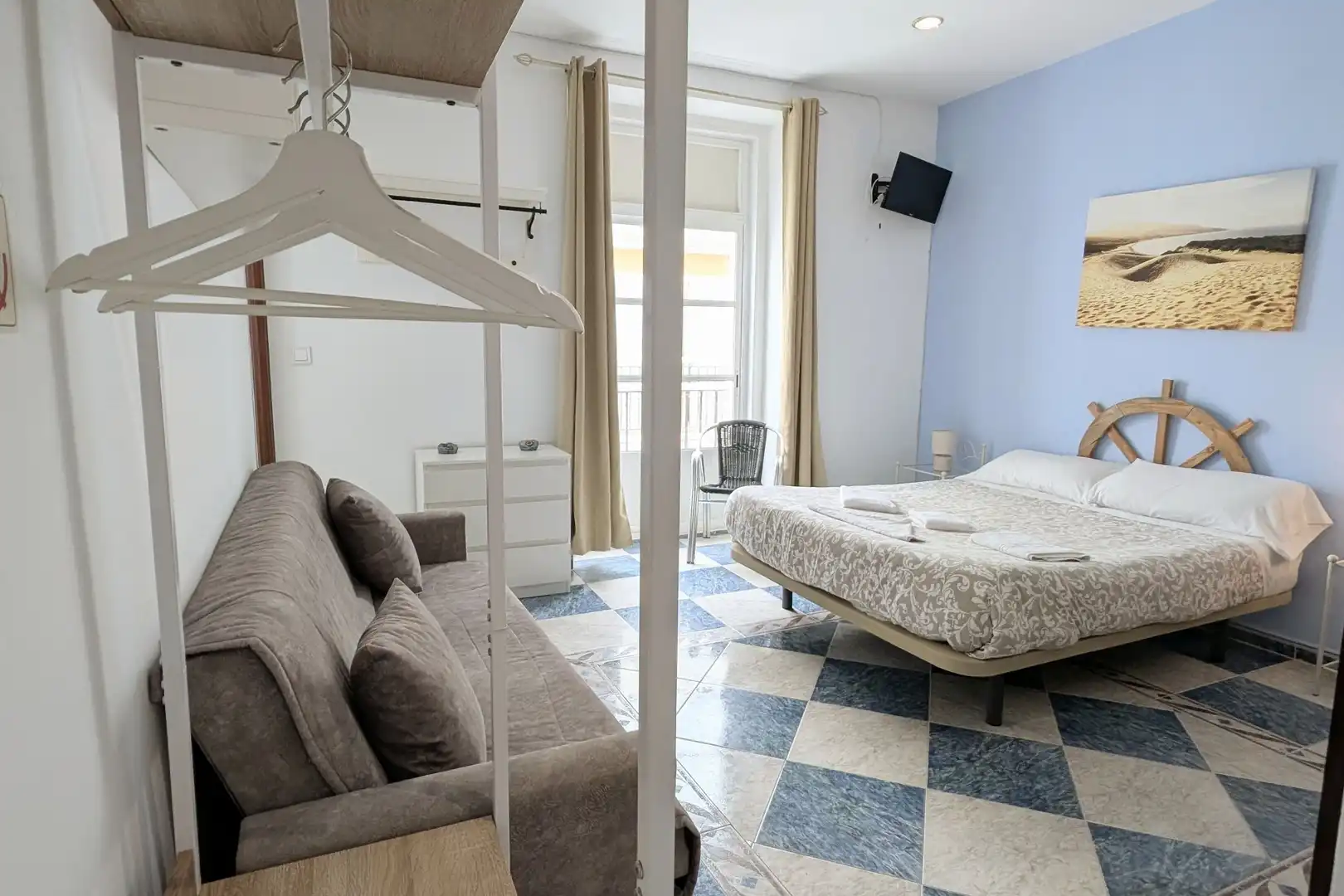 Bedroom of Buildings for sale in Cádiz