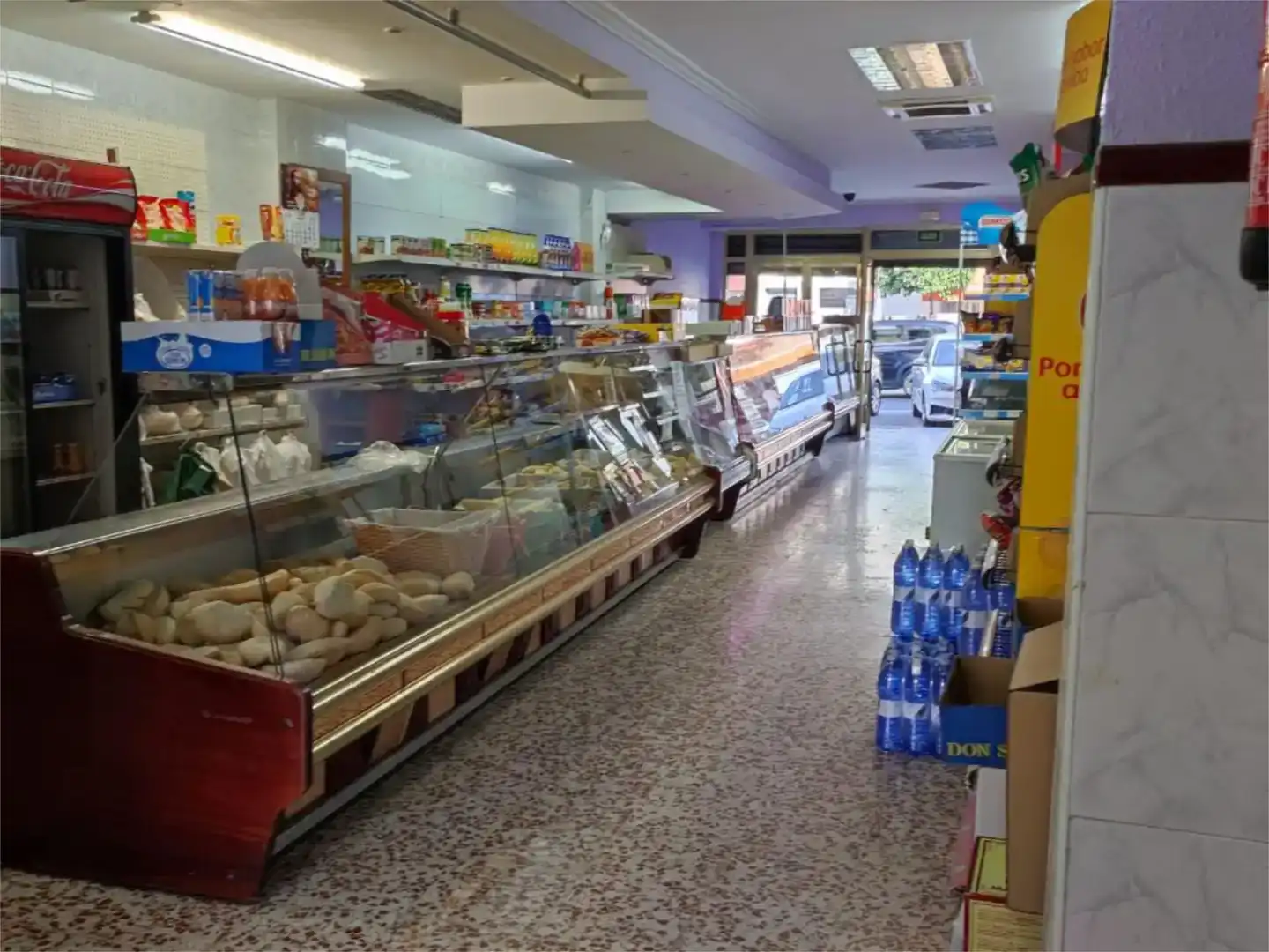 Local de lloguer en Este - Alcosa- Torreblanca