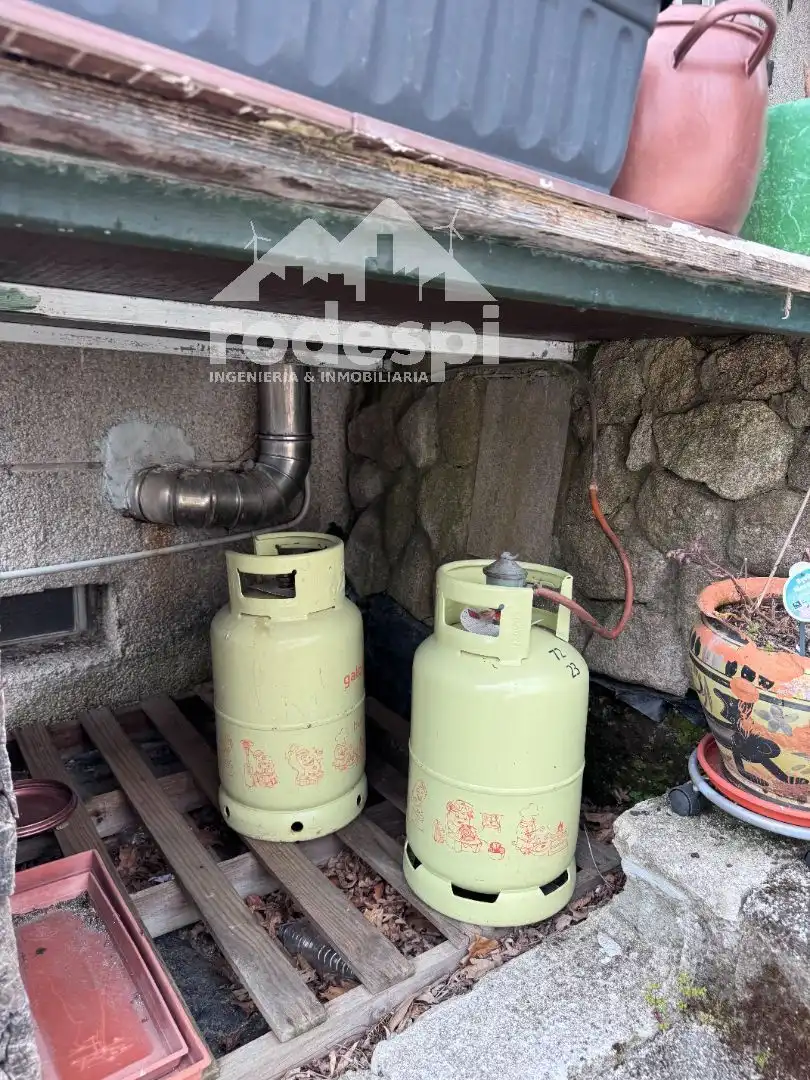 Garden of Houses for sale in Montederramo  with Heating, Storage room and Furnished