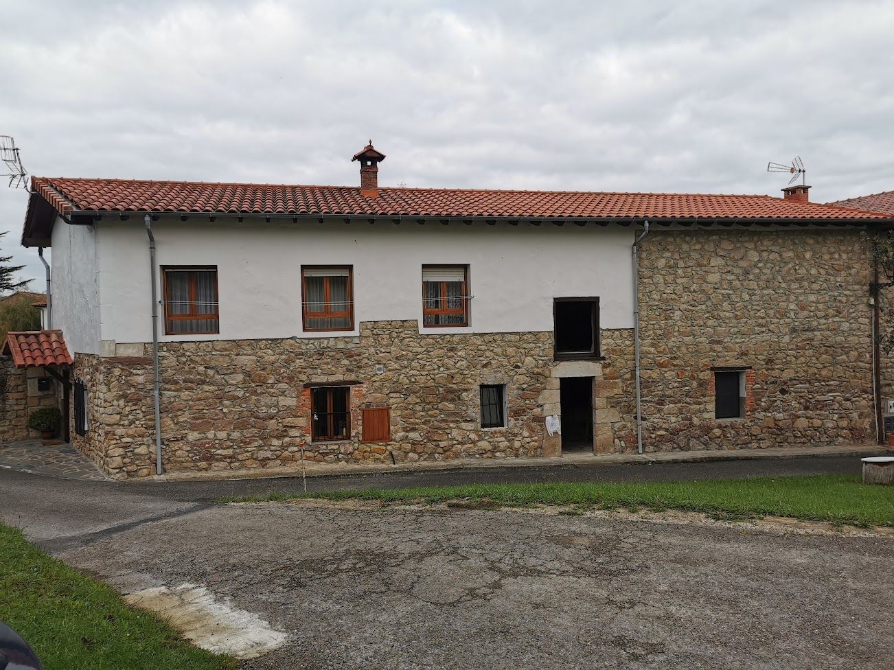 Vista exterior de Residencial en venda en Torrelavega 