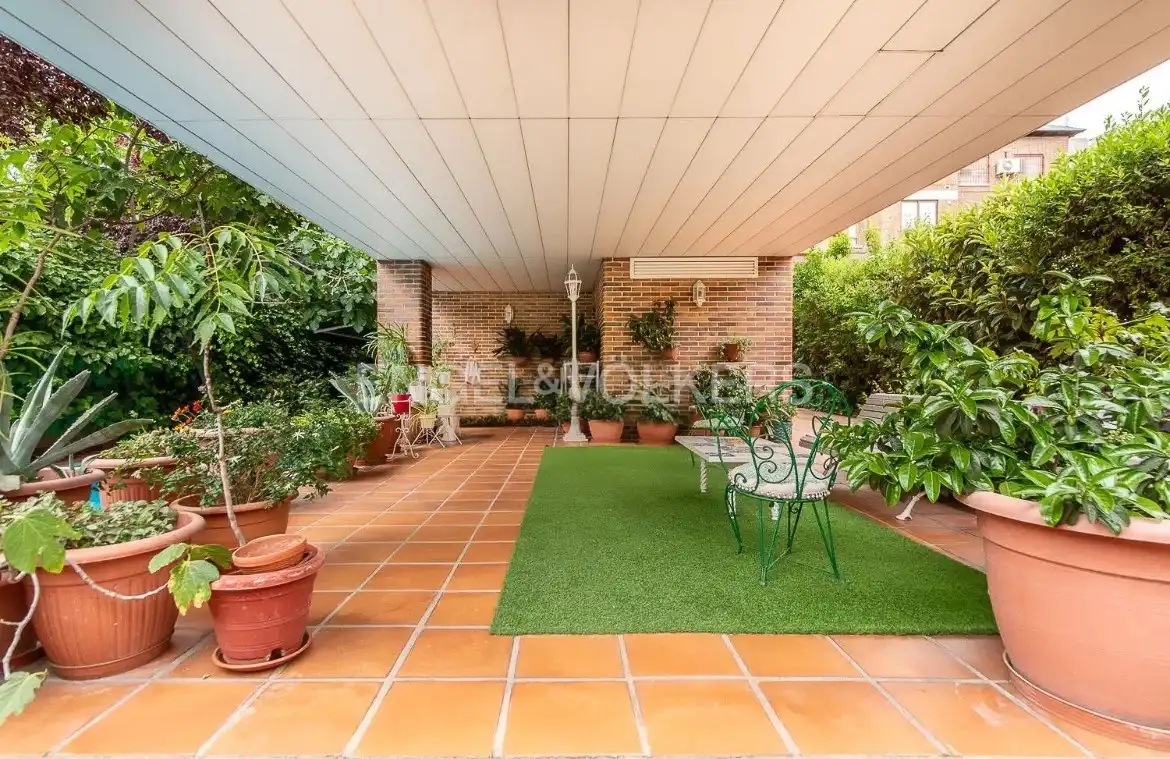 Terraza de Casa o chalet en venta en Madrid con Aire acondicionado, Calefacción y Jardín privado