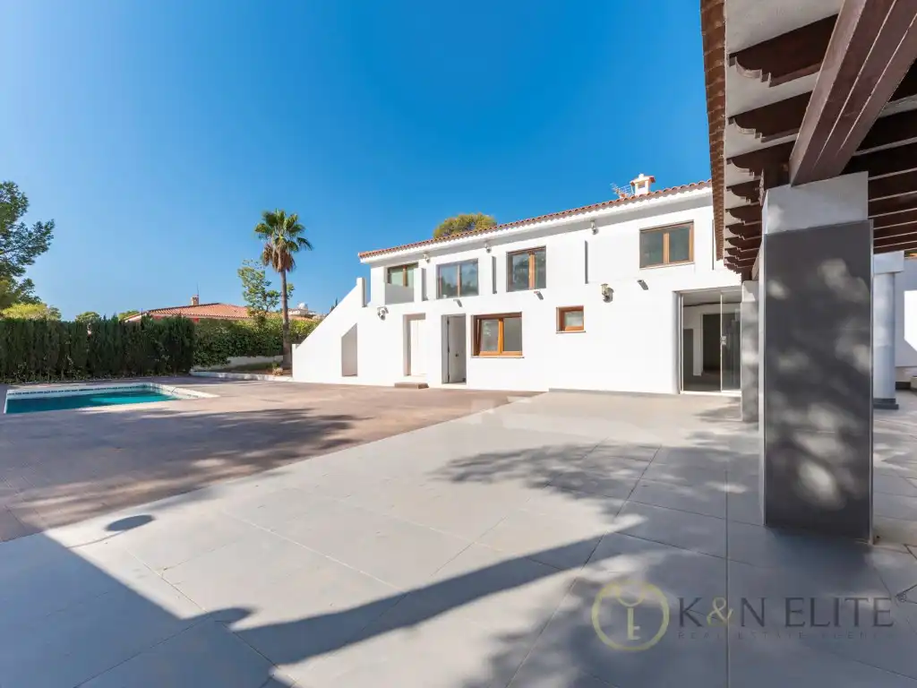 Casa con piscina en venta en Avenida Coloma, imagen 8