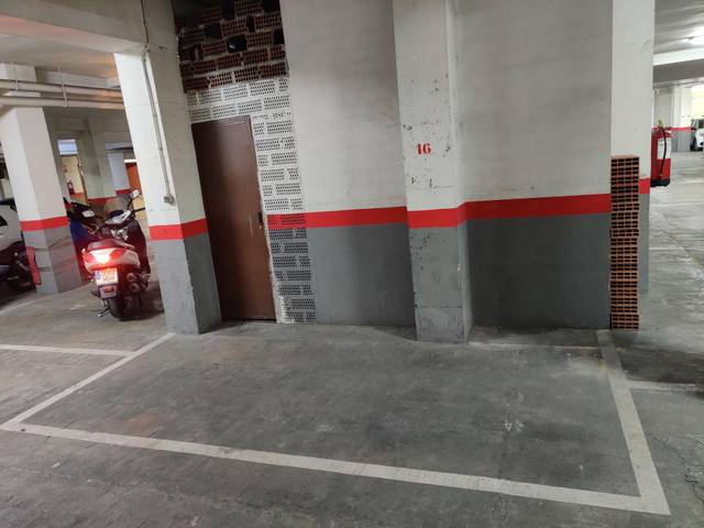 Garaje en Venta en Centre