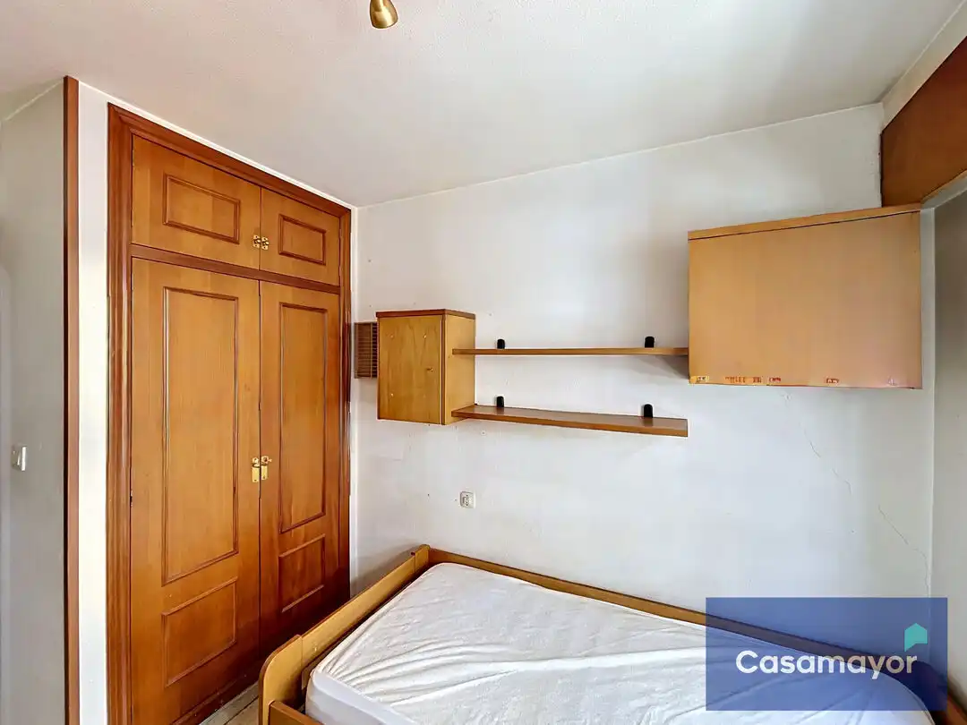 Schlafzimmer von Wohnung zum Verkauf in Alicante / Alacant mit Klimaanlage, Abstellraum und Balkon