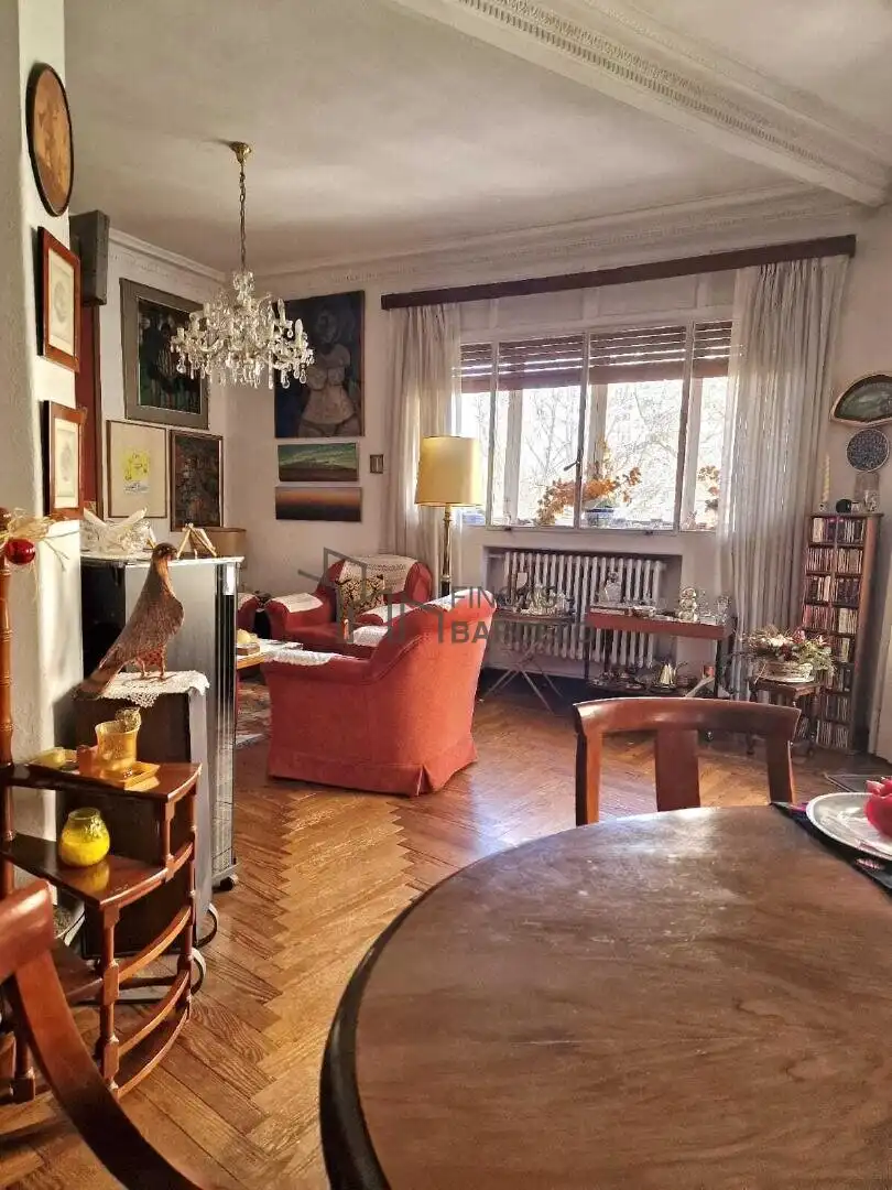 Flat for sale in Paseo Constitución - Las Damas