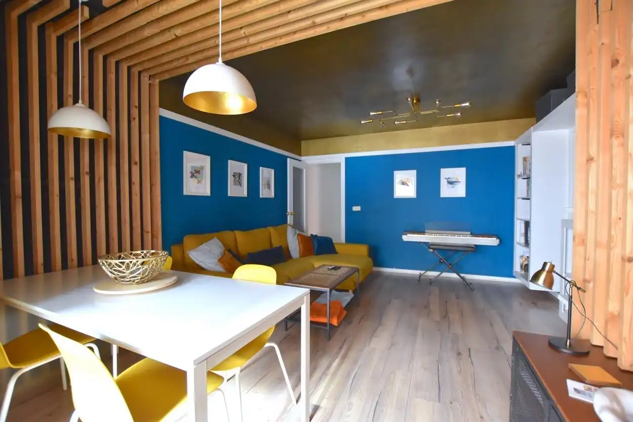 Sala de estar de Piso en venta en Málaga con Terraza y Piscina comunitaria