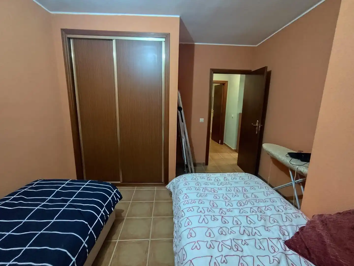 Casa adosada en venta en Anchuelo con Calefacción, Terraza y Piscina comunitaria