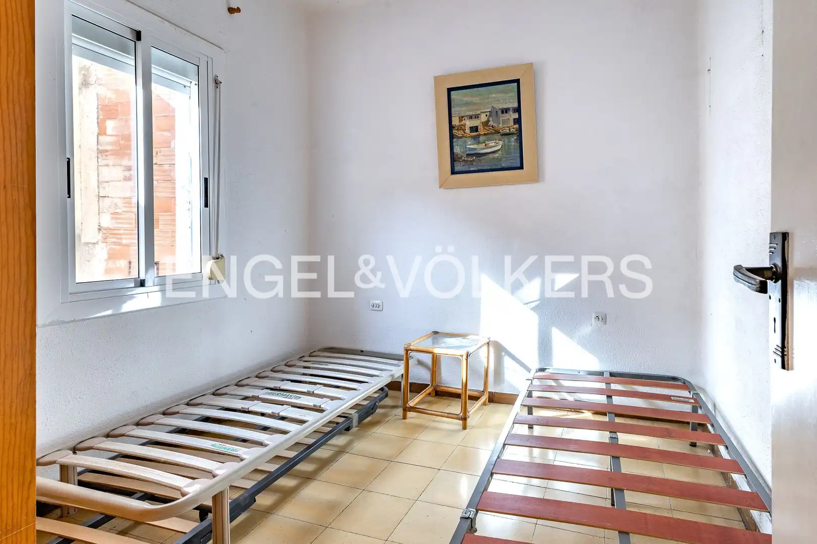 Piso en venta en Barcelona con Calefacción, Terraza y Balcón
