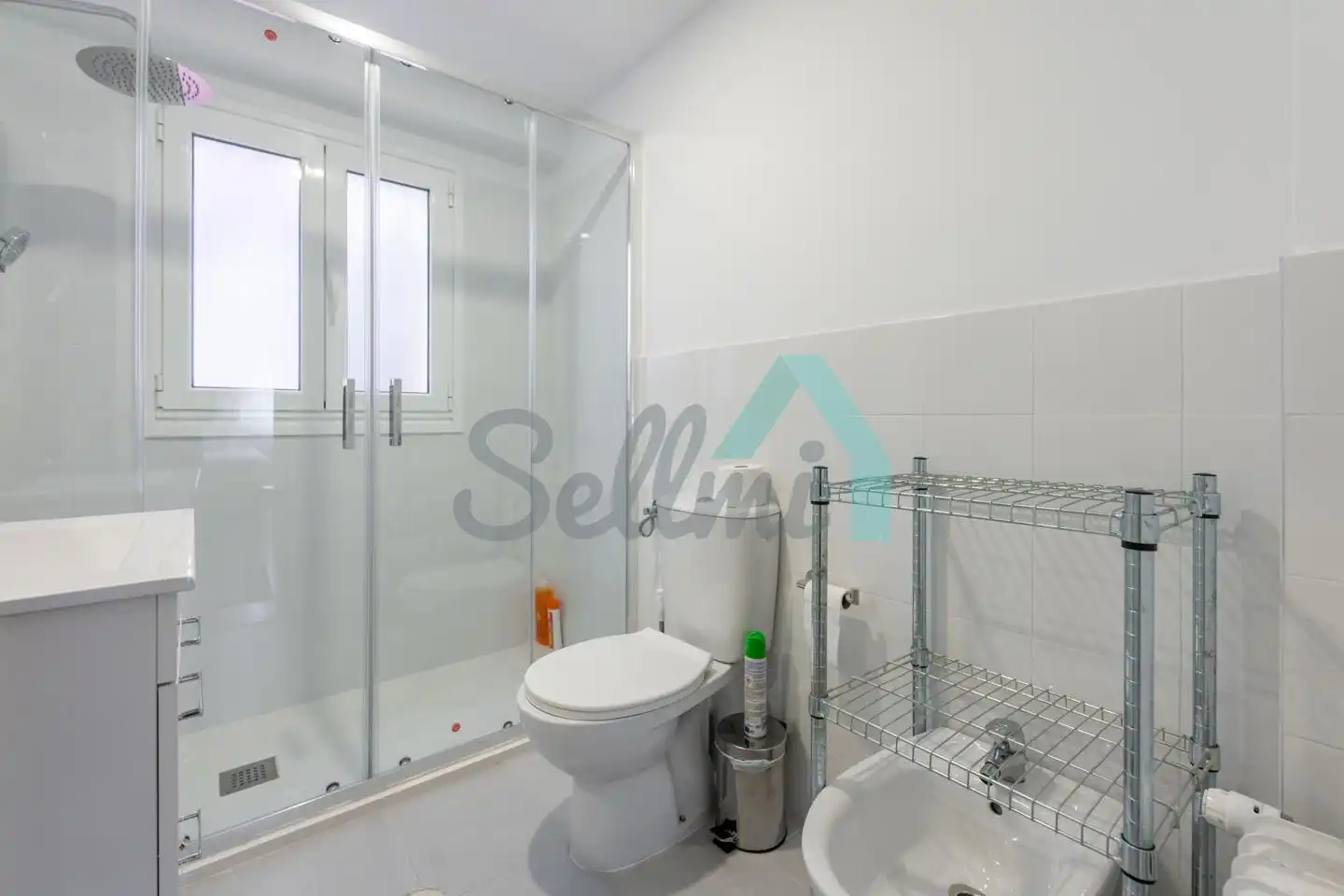 Flat for rent in Calle Juan Escalante de Mendoza, Santo Domingo - El Campillín