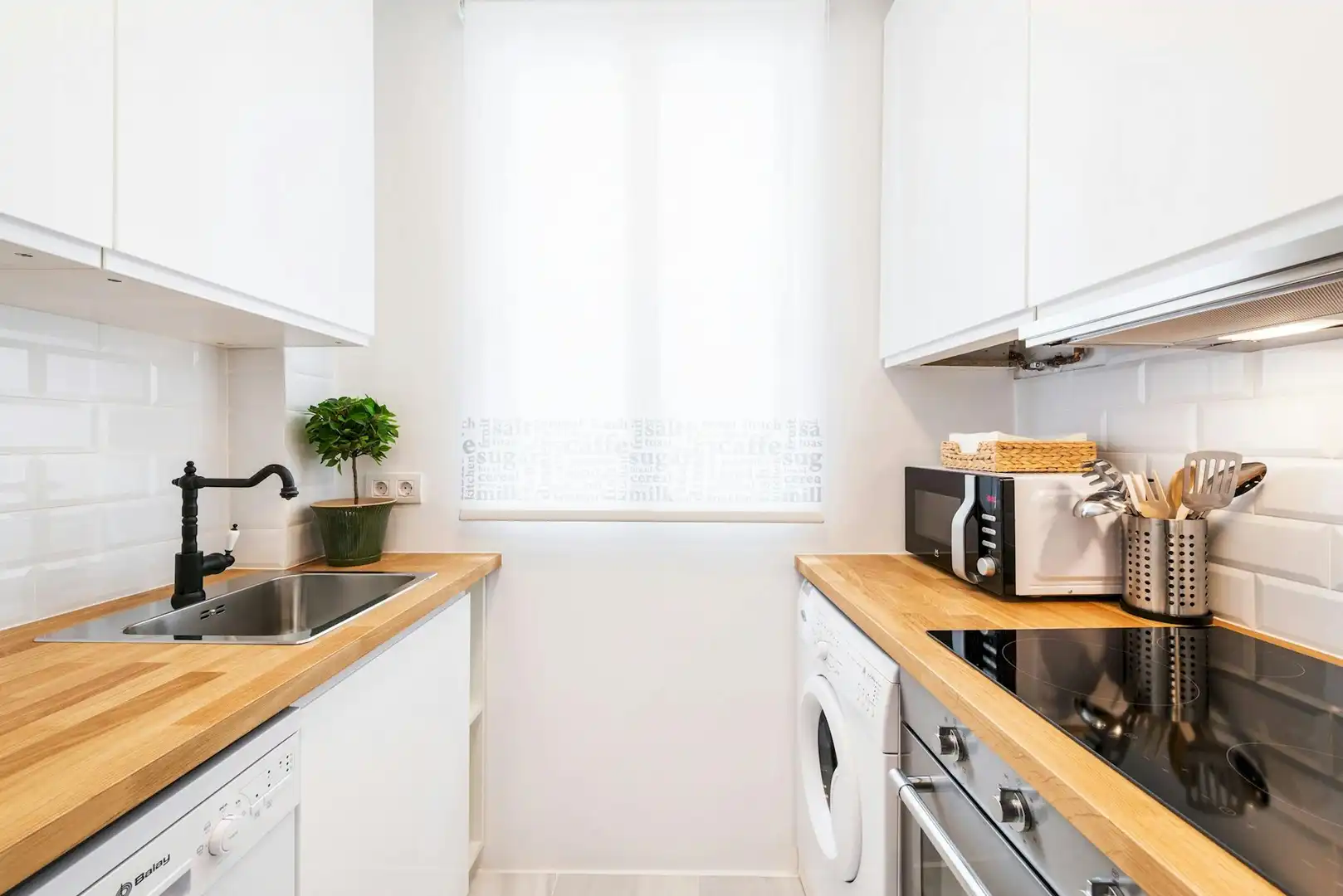 Cocina de Piso de alquiler en Madrid con Aire acondicionado, Calefacción y Lavadora