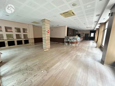 Local comercial en venda a Fuensanta - Universidad