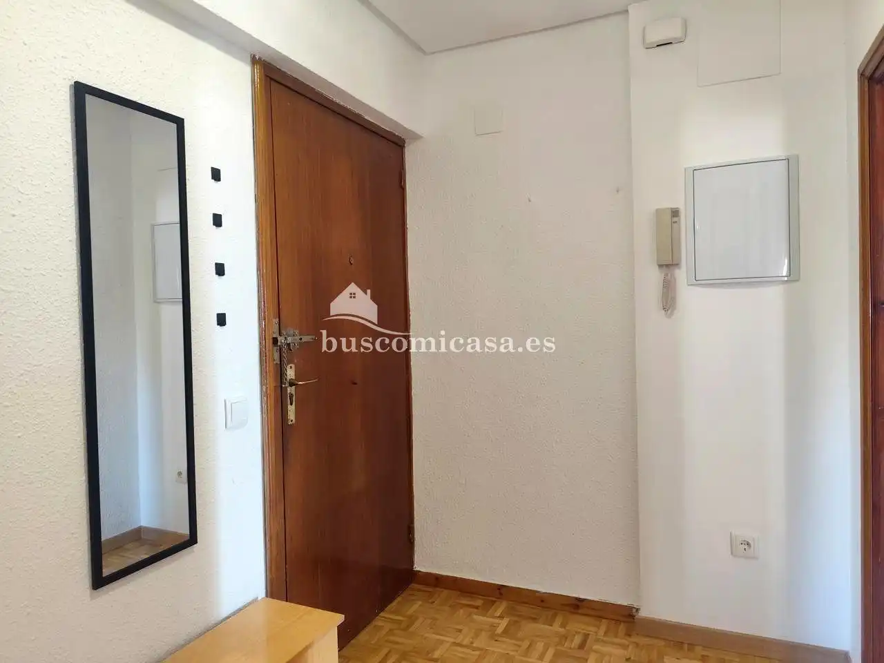 Room in Ruiz Jiménez, Avda de Madrid - Pº de la Estación