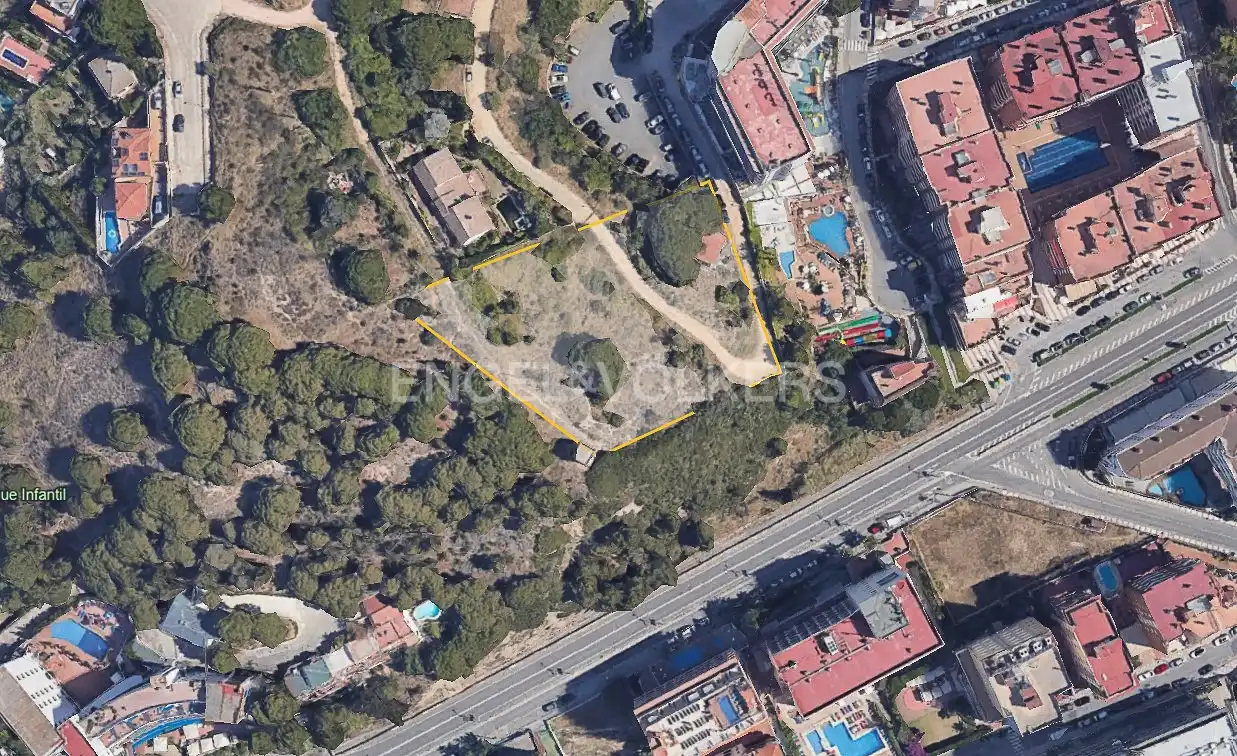 Residential land for sale in Calella, imagen 2
