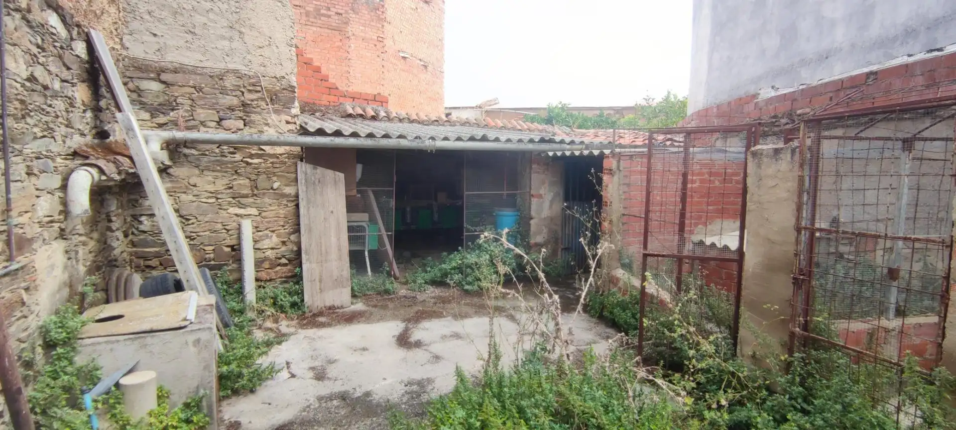 Garaje en venta en Garrovillas de Alconétar