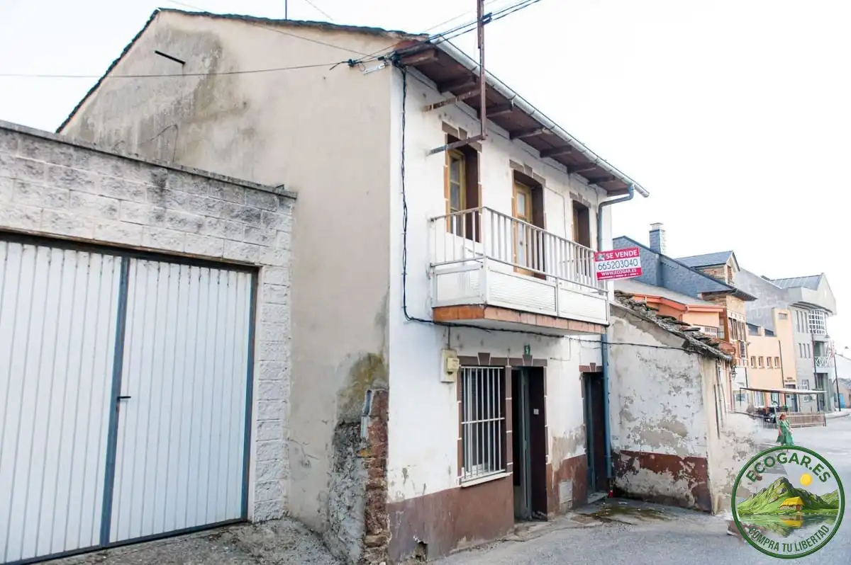 Villa in vendita a Fabero, imagen 2