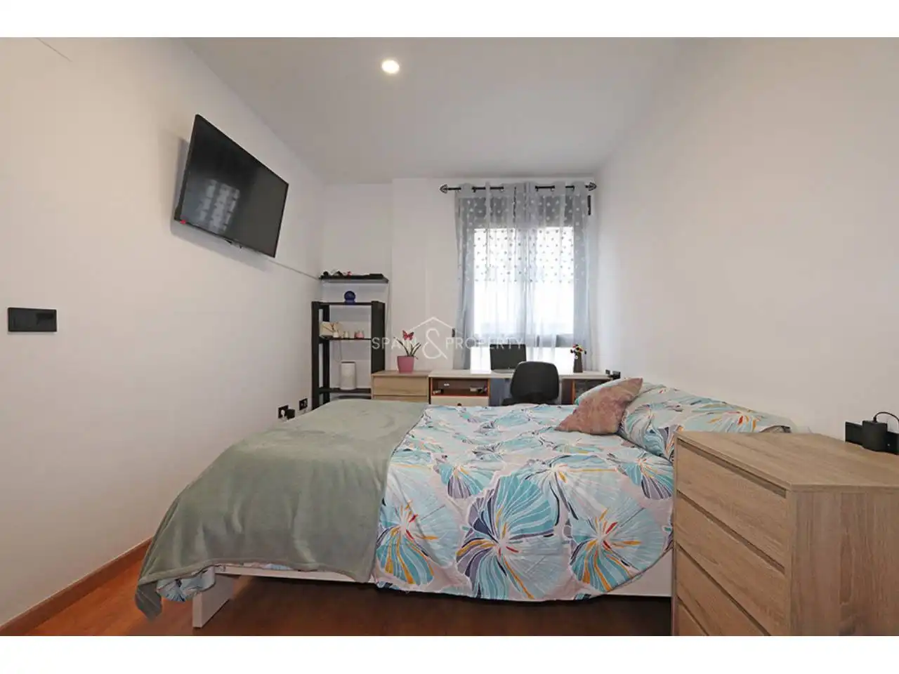 Habitación de Piso en venta en Montserrat con Aire acondicionado, Terraza y Piscina comunitaria