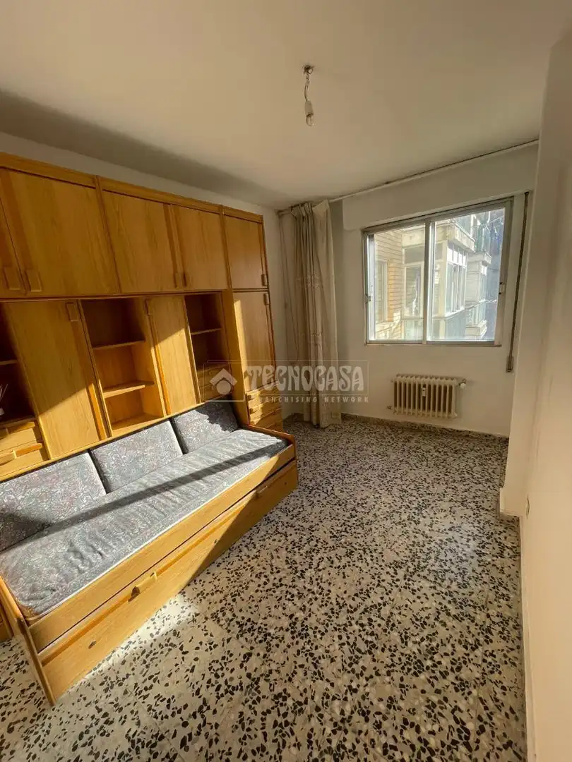 Habitación de Piso de alquiler en Palencia con Balcón