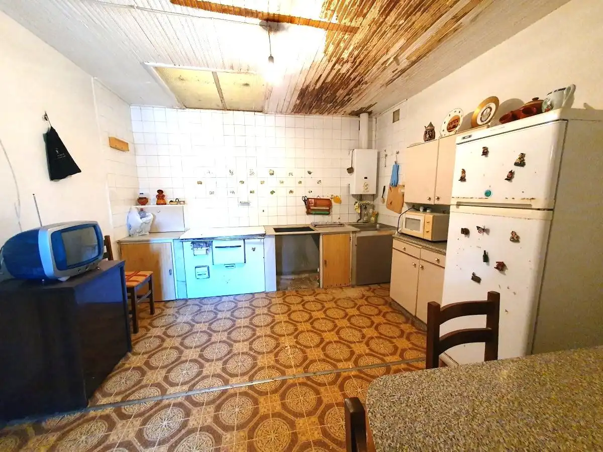 Casa con jardín en venta en Salas, imagen 9