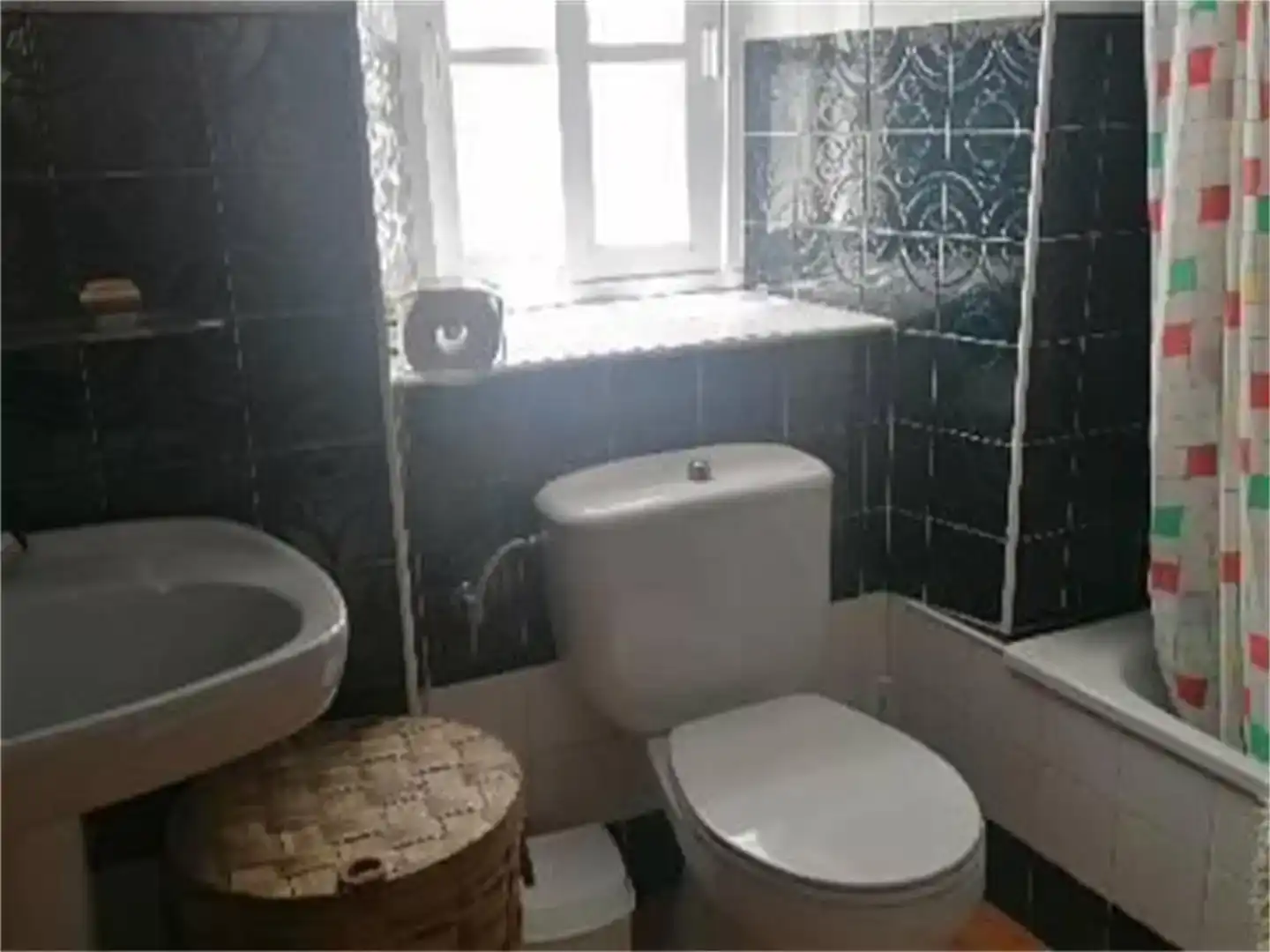 Bany de Casa adosada de lloguer en Benaocaz amb Moblat i Balcó