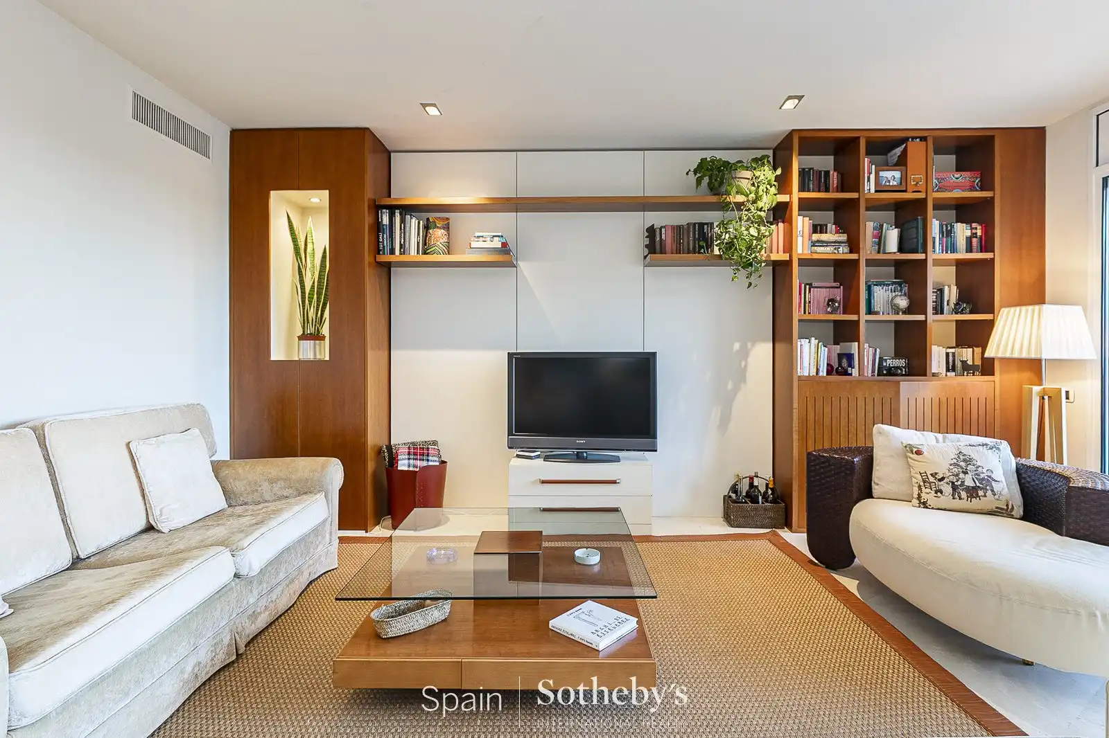 Living room of Apartments for sale in Sitges  with Air Conditioner, Storage room and Community pool