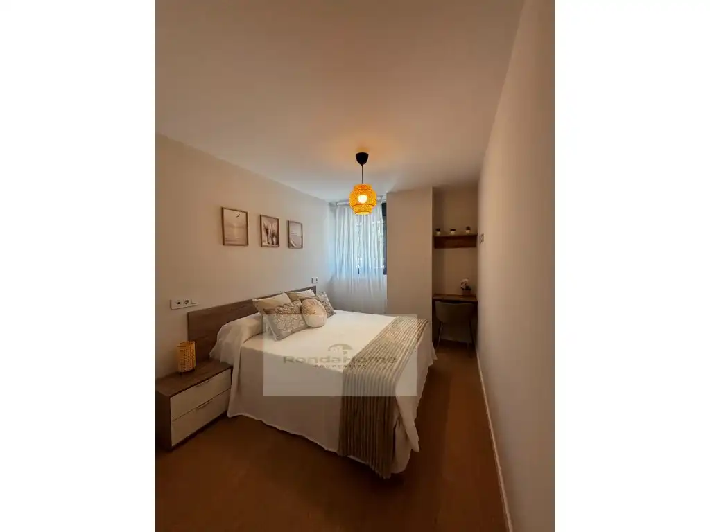 Wohnung zur Miete in Calle Emilio Prados, Los Rios