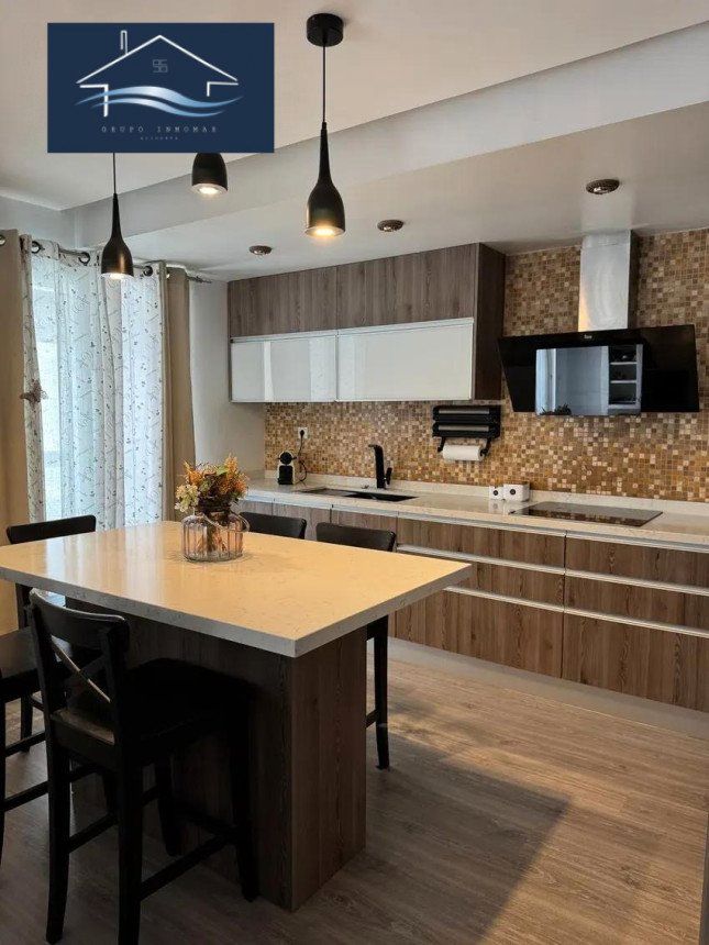 Cocina de Piso en venta en Alicante / Alacant con Aire acondicionado, Calefacción y Parquet