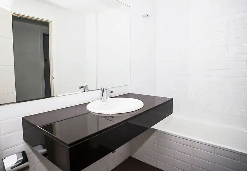 Baño de Piso de alquiler en Sant Cugat del Vallès con Calefacción, Terraza y Trastero