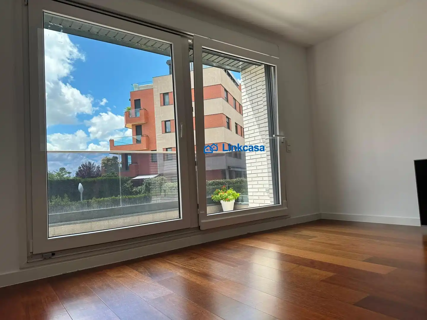 Terrassa de Pis de lloguer en Pozuelo de Alarcón amb Aire condicionat, Calefacció i Jardí privat