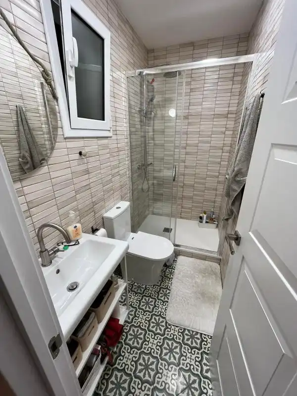 Baño de Apartamento de alquiler en Madrid con Aire acondicionado, Amueblado y Se aceptan mascotas