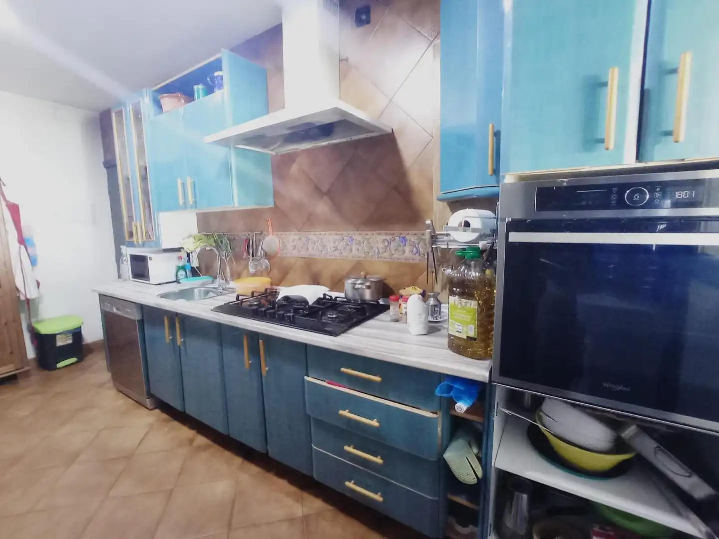 Cuina de Casa o xalet en venda en Chiclana de la Frontera amb Aire condicionat, Jardí privat i Terrassa