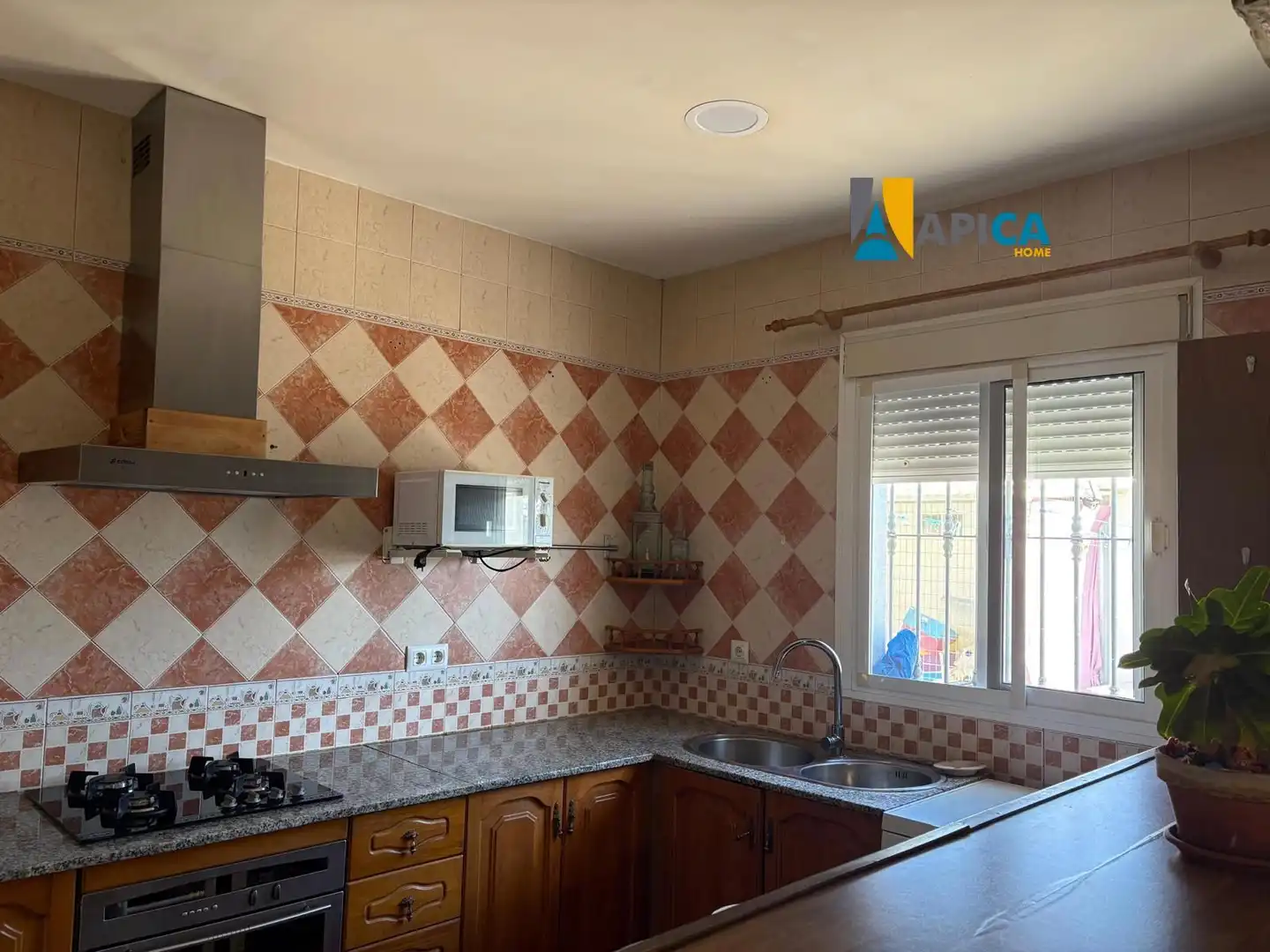 Kitchen of Houses for sale in Chiclana de la Frontera  with Air Conditioner, Terrace and Storage room