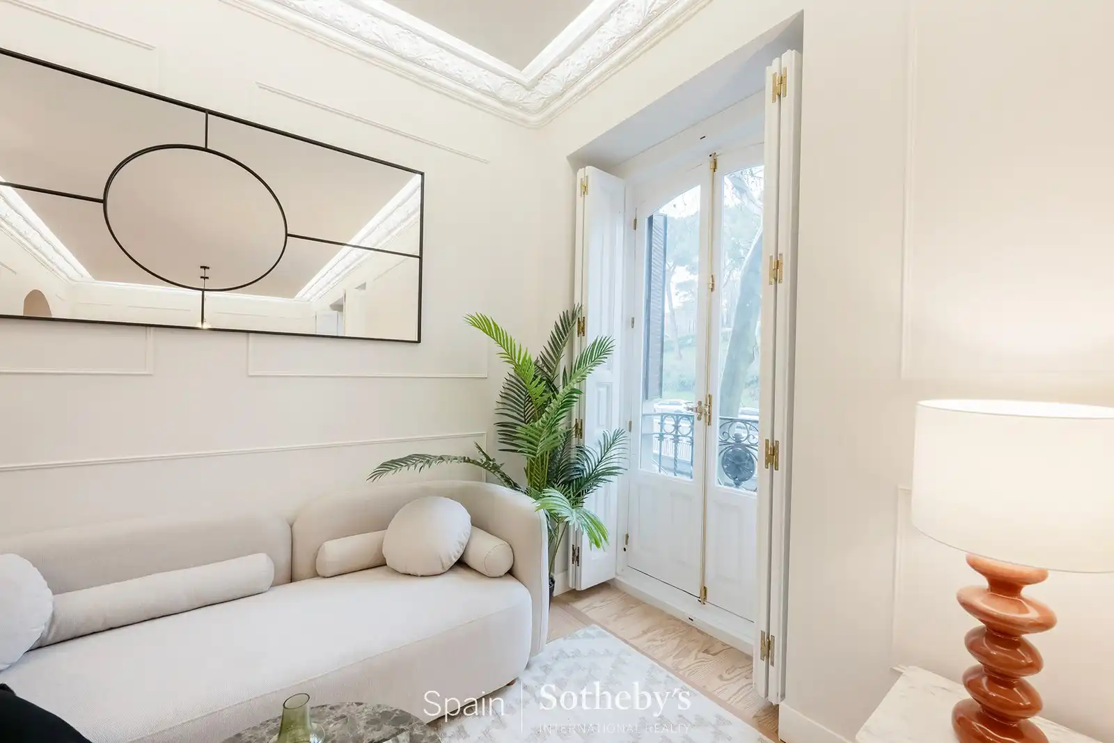 Living room of Apartments for sale in Madrid  with Air Conditioner and Heating