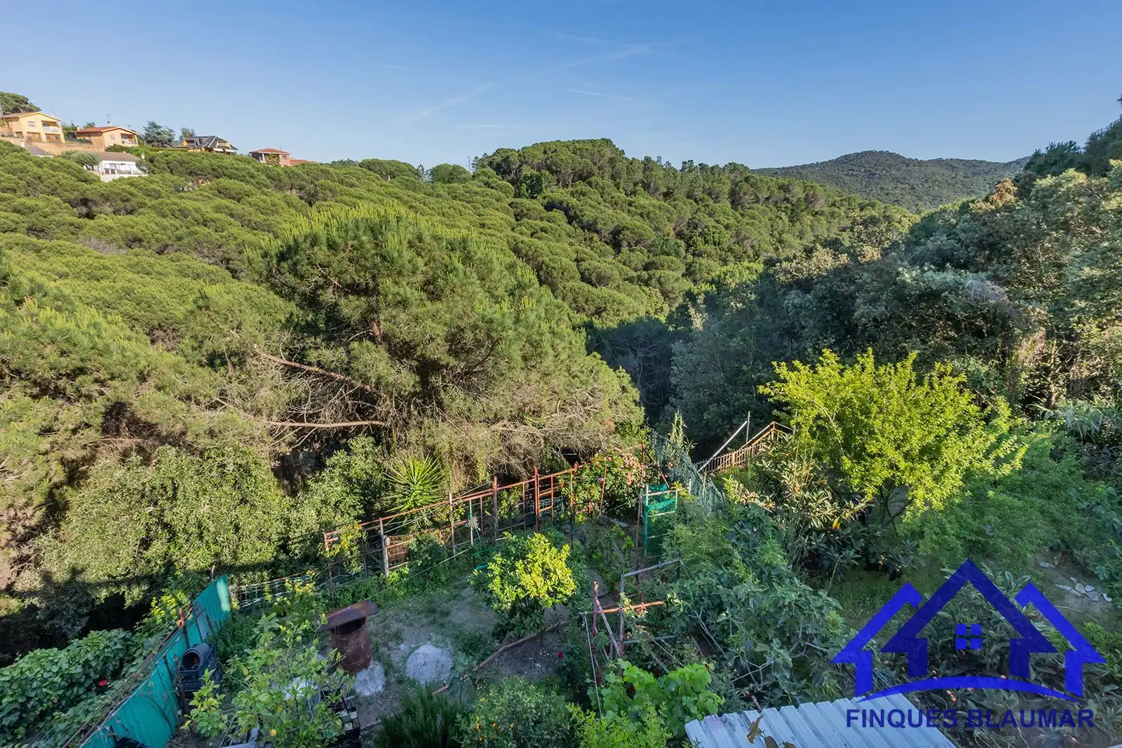 Jardí de Casa o xalet en venda en Sant Iscle de Vallalta amb Aire condicionat, Calefacció i Jardí privat