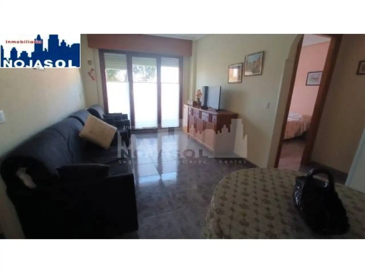 Sala de estar de Apartamento de alquiler en Noja con Calefacción, Terraza y Amueblado