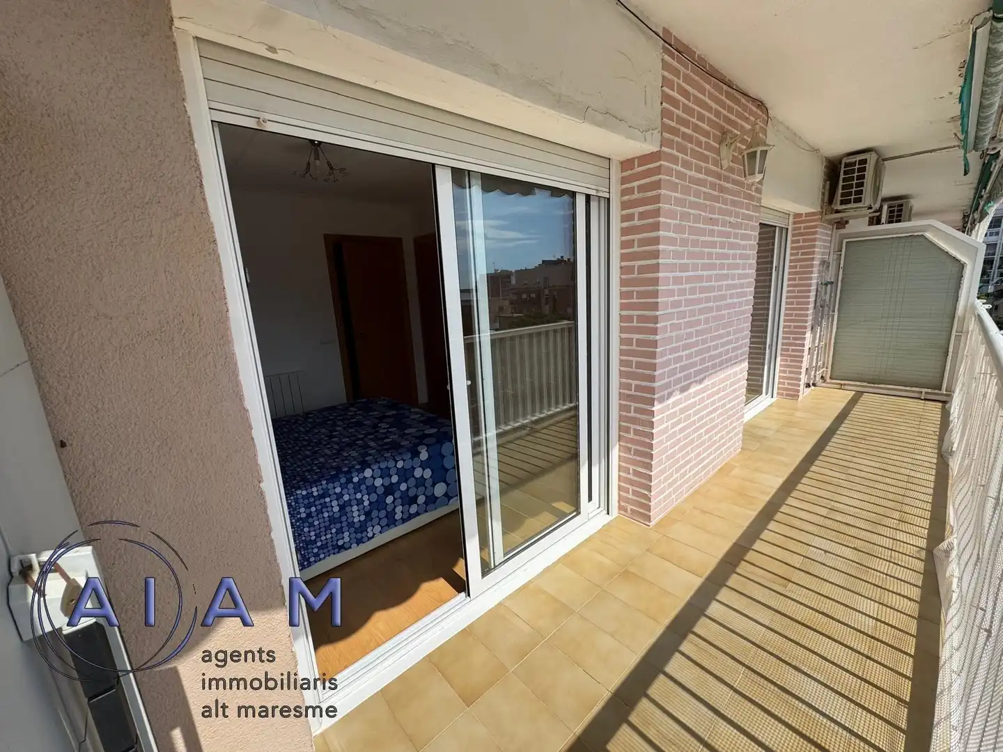 Balcony of Flat for sale in Pineda de Mar  with Air Conditioner, Heating and Parquet flooring