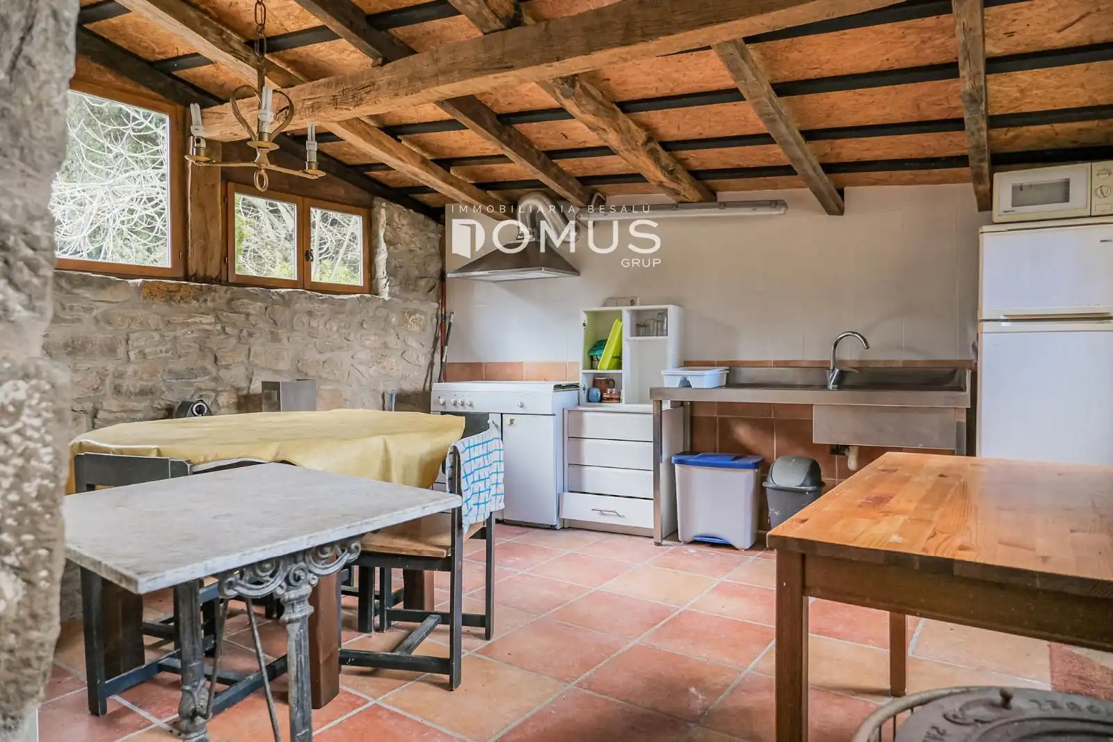 Cocina de Finca rústica en venta en Santa Pau con Calefacción, Parquet y Piscina