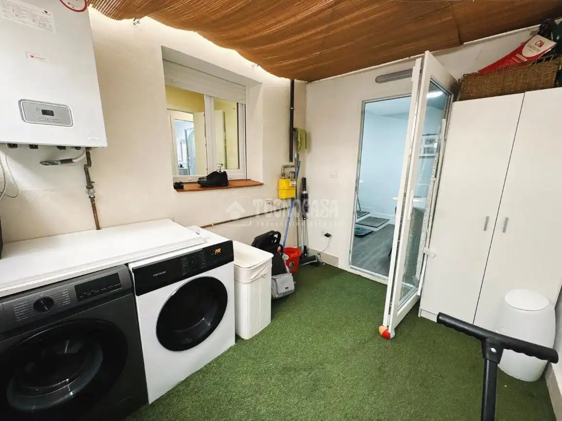 Flat for sale in Madrid  with Air Conditioner and Heating