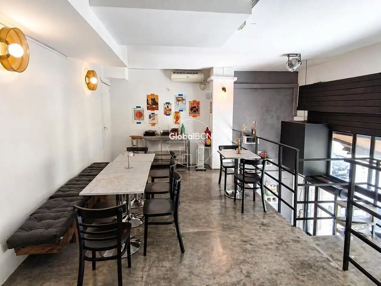 Commercial properties for transfer in Del Taulat, El Poblenou