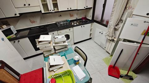 Foto 2 de Piso en venta en Kalero - Basozelai, Basauri