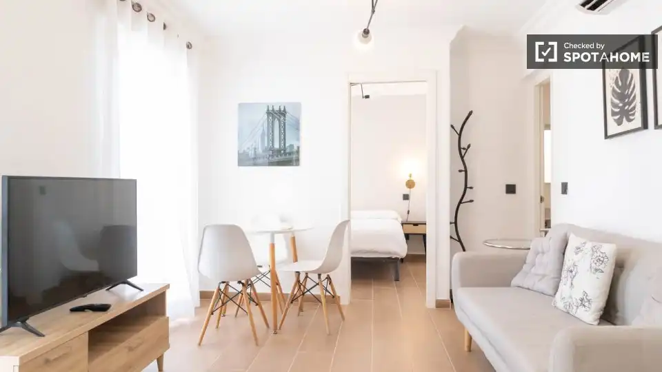 Sala de estar de Piso de alquiler en Madrid con Aire acondicionado, Calefacción y Amueblado