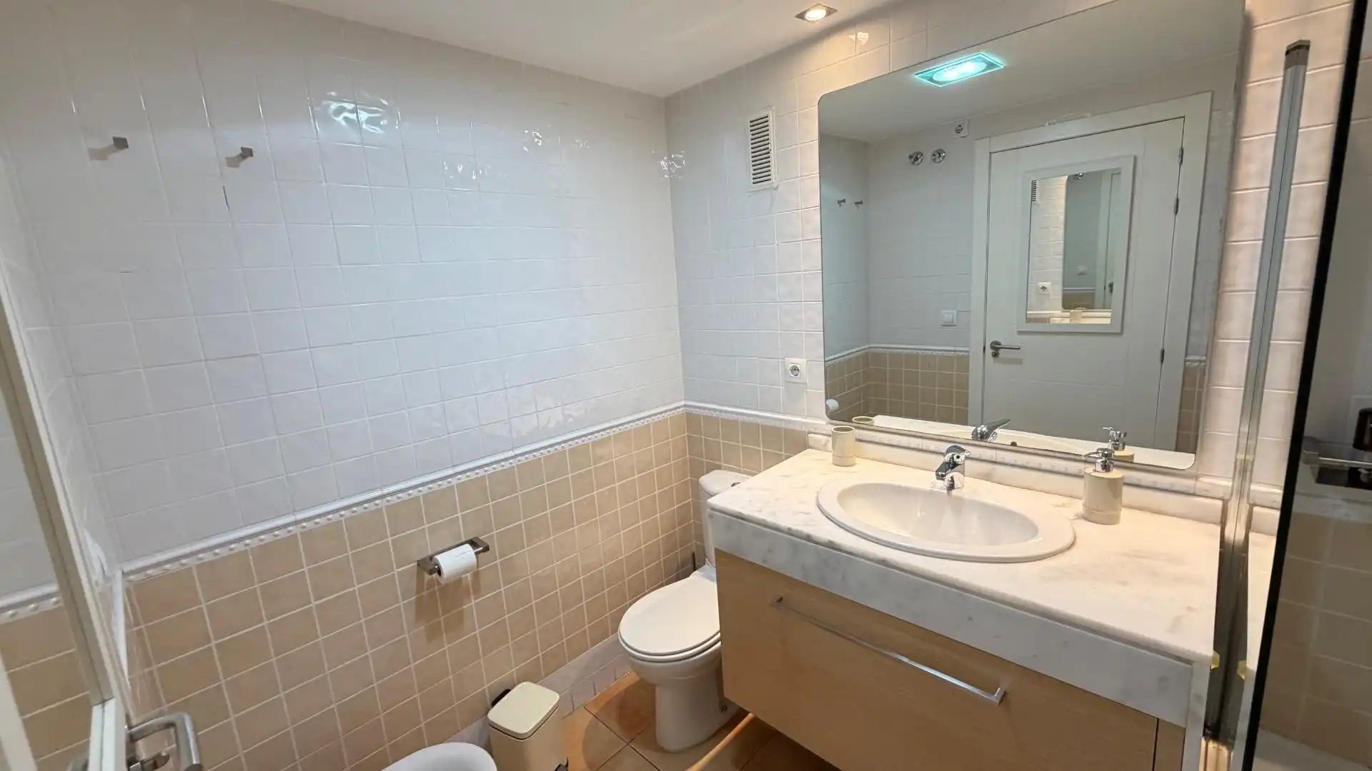 Bathroom of Flat for sale in Altea