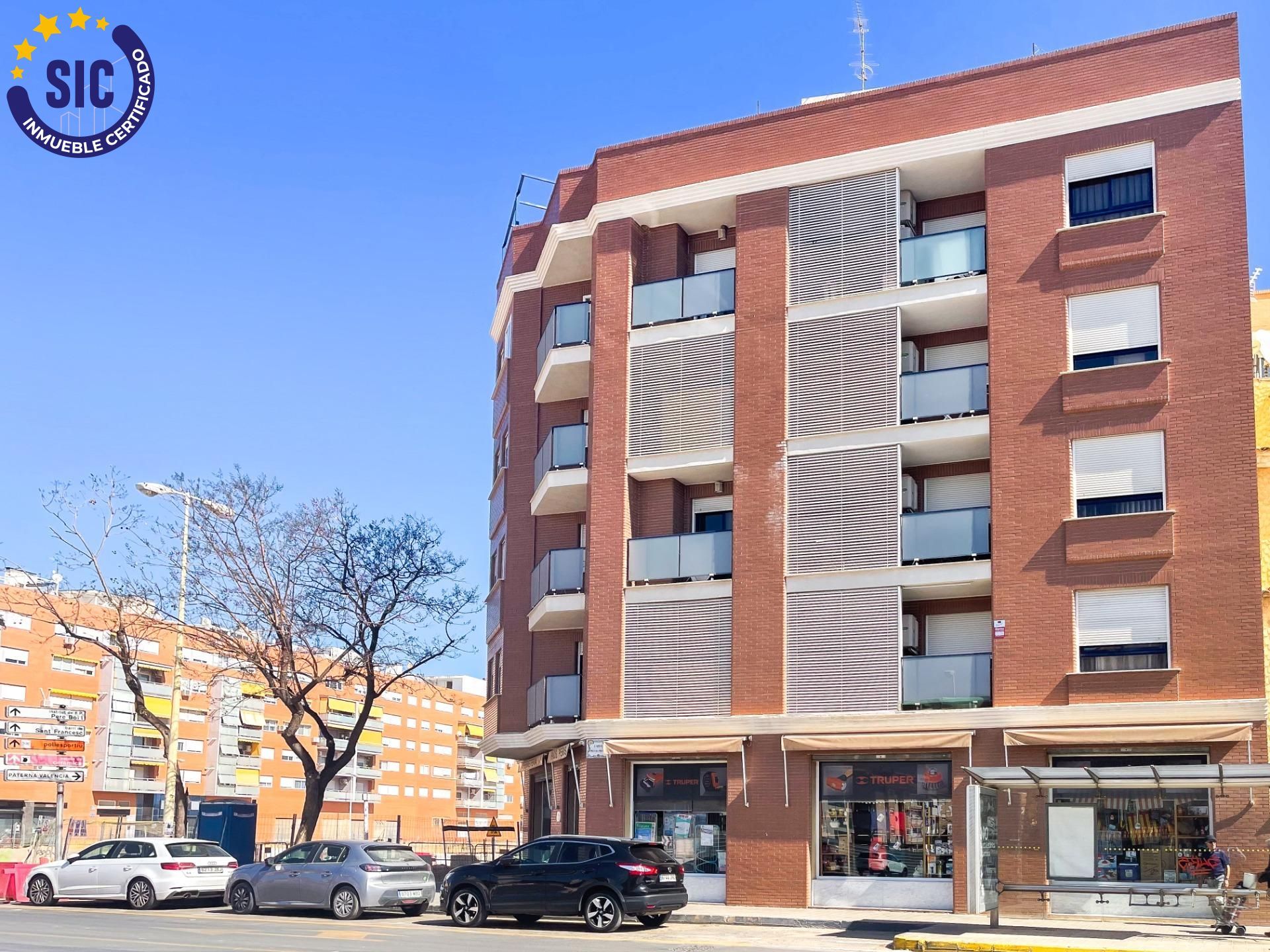 Vista exterior de Pis en venda en Manises amb Aire condicionat, Calefacció i Terrassa
