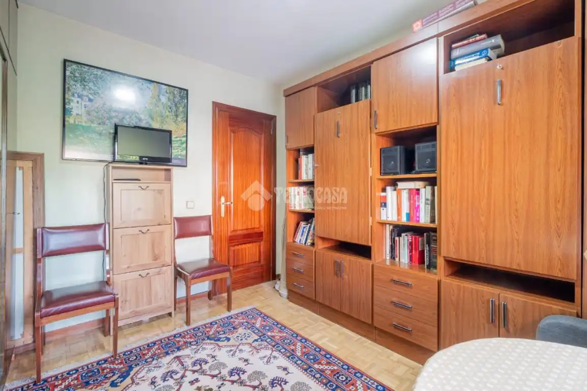 Dormitori de Pis en venda en Madrid amb Calefacció i Parquet