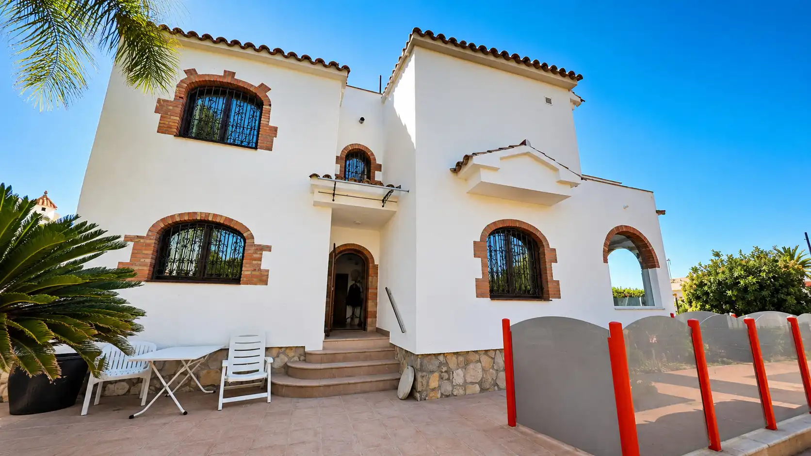 Casa a schiera con terrazza in vendita a Carrer de l'Havanera