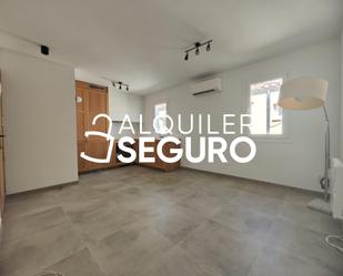 Exterior view of Flat to rent in  Madrid Capital  with Air Conditioner and Heating
